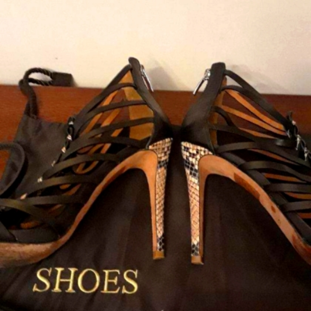 Gorgeous Coach Josey gladiator heels. Mob Core Fabulous !